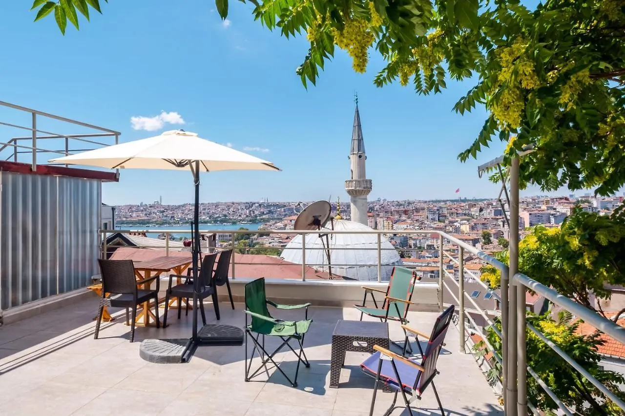 Central Flat With A Shared Terrace In Beyoglu Apartment Istanbul 0*,