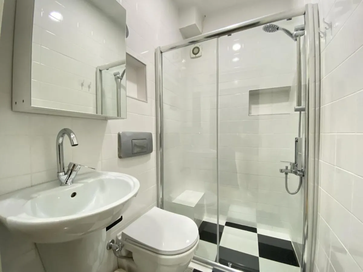 Central Flat With A Shared Terrace In Beyoglu Apartment Istanbul