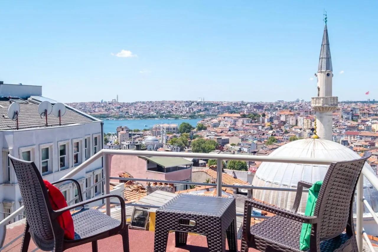 Central Flat With A Shared Terrace In Beyoglu Apartment Istanbul